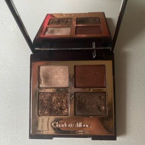 Charlotte Tilbury Eyeshadow palate.
